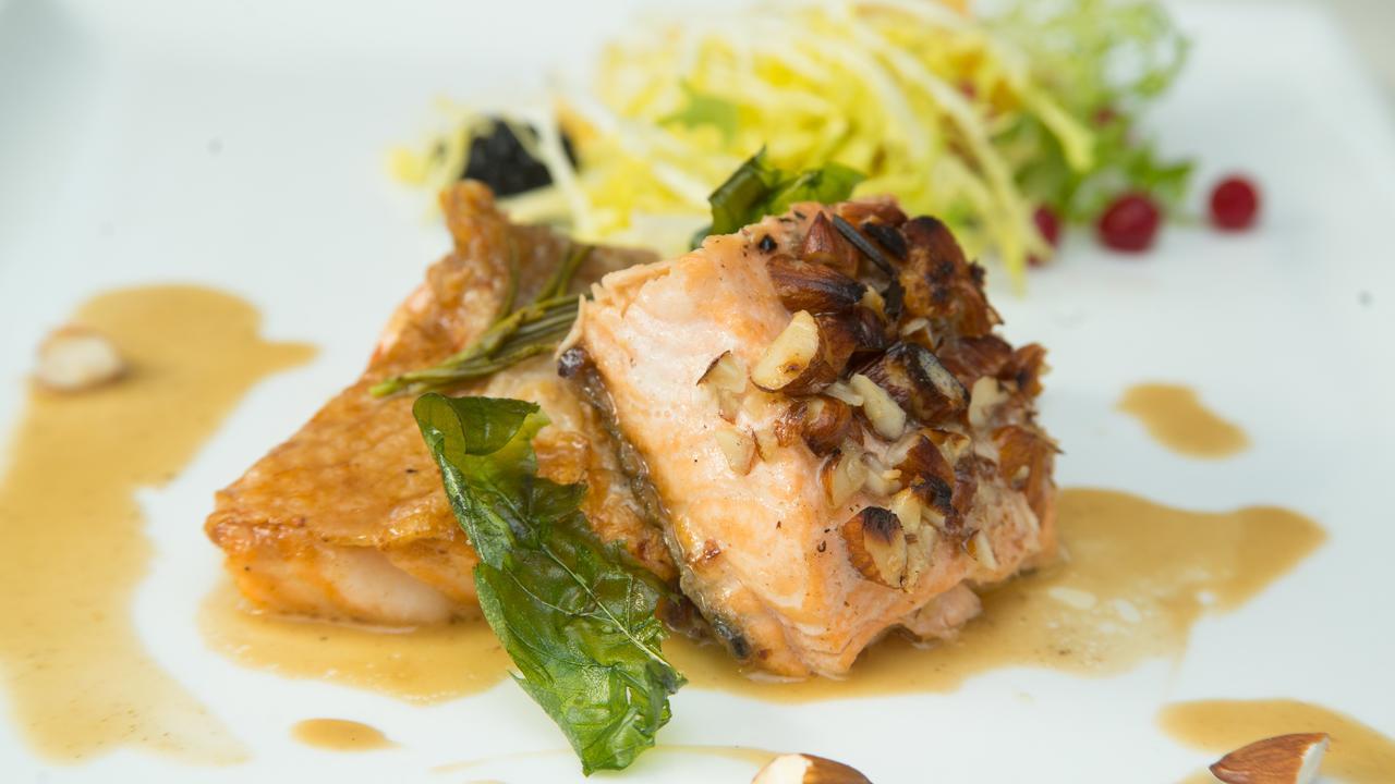 Hotel Restaurant La Piazza 팔켄뷔르흐안더횔 외부 사진